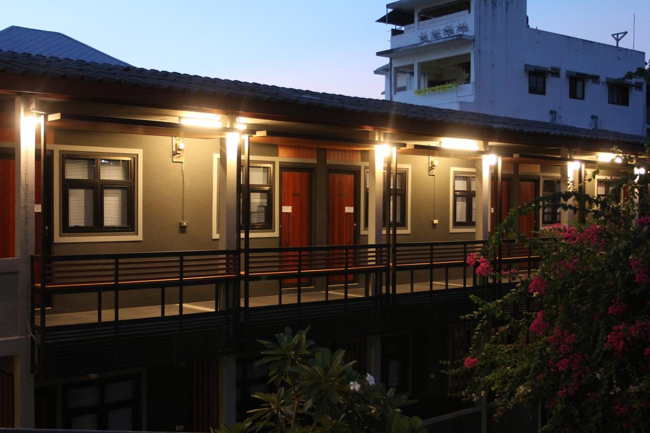 Chiangmai Moli Inn (Adults Only) チエンマイ エクステリア 写真