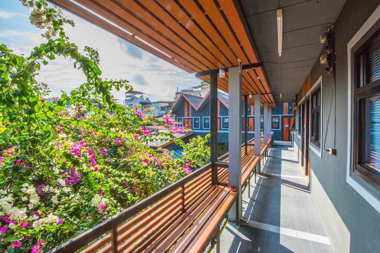 Chiangmai Moli Inn (Adults Only) チエンマイ エクステリア 写真